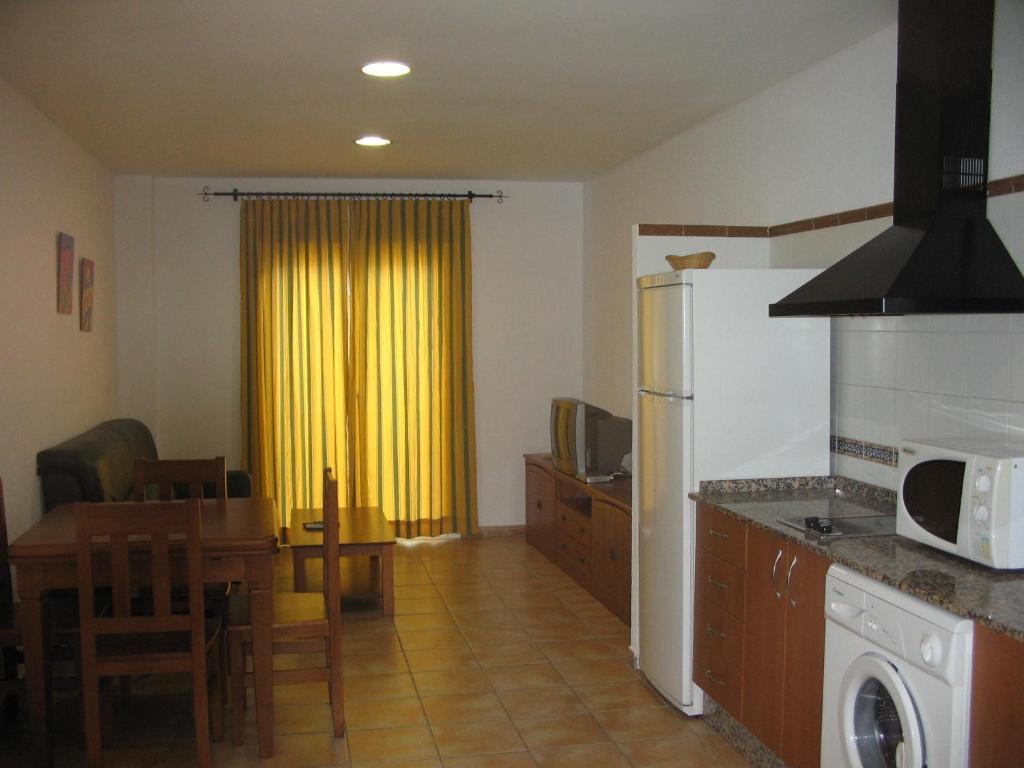 Apartamentos Perez Zara Conil De La Frontera Pokoj fotografie